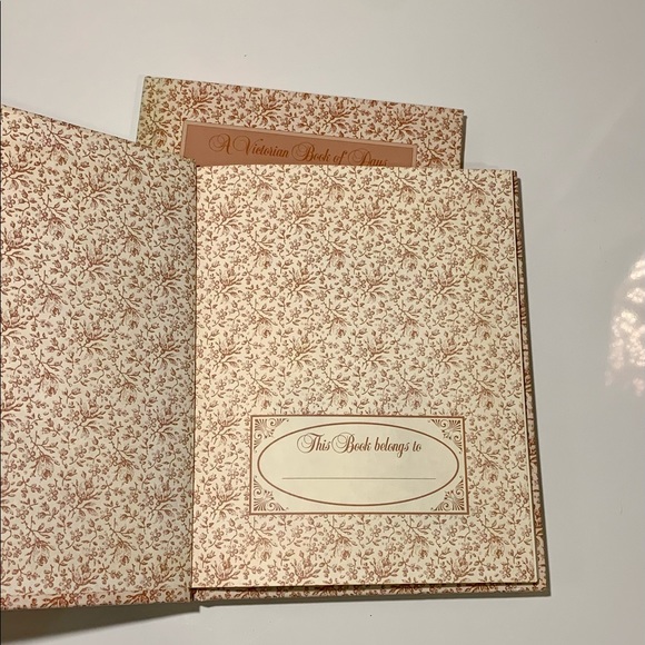 2 Vintage Avon “Victorian Book of Days” Planners - Picture 2 of 10